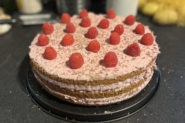 málnás csokis torta recept