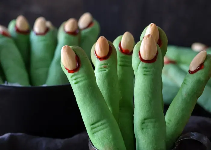 boszorkány ujj süti halloween